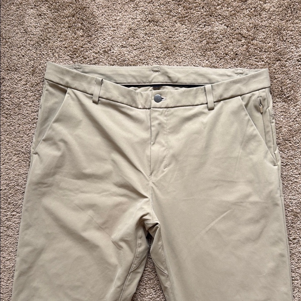 Lululemon Commission Pant Classic *Warpstreme 34" Tofino Sand - Picture 3 of 11